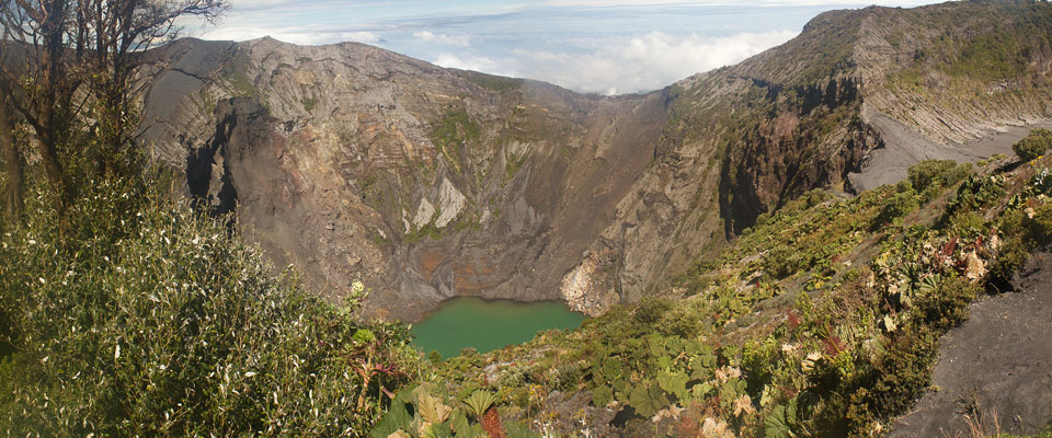 VolcanIrazu_featured